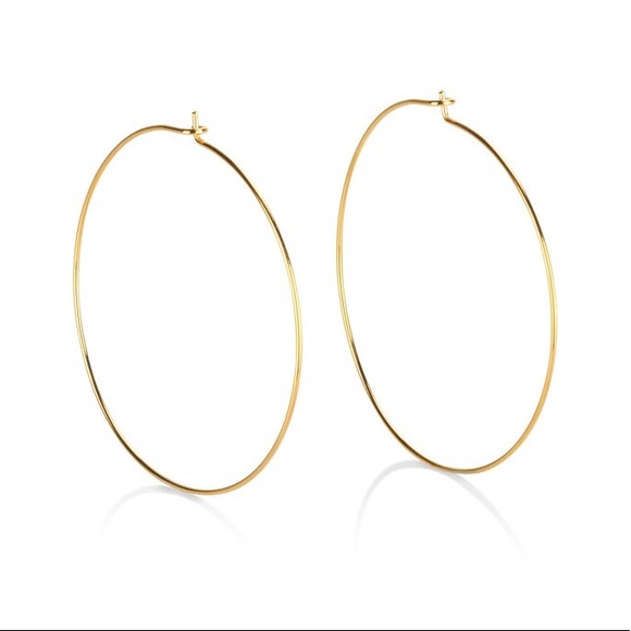 Last 1! Medium Gold Thin Wire Hoop Earrings - Picture 4 of 4